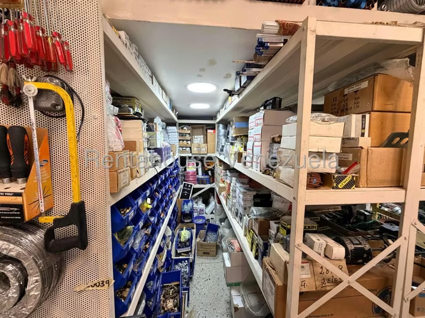 Comercial (Local Comercial) en Venta en Los Palos Grandes, Distrito Metropolitano - 10