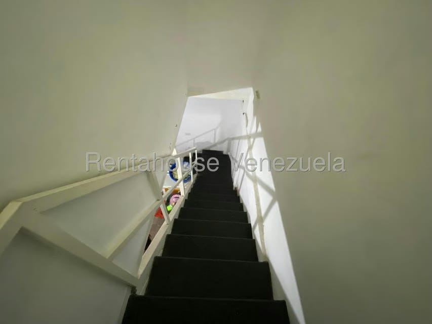 Casa (Duplex) en Venta en Agua Clara, Portuguesa - 17