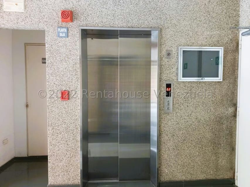 Apartamento (Penthouse) en Venta en Lomas del Sol, Distrito Metropolitano - 6