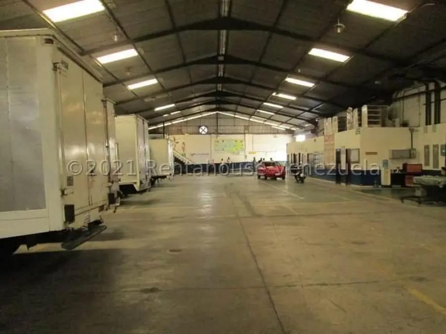 Galpon en Venta en El Encantado Caracas - 2
