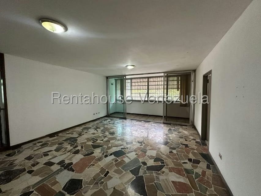 Apartamento (1 Nivel) en Alquiler en La California Norte, Distrito Metropolitano - 2