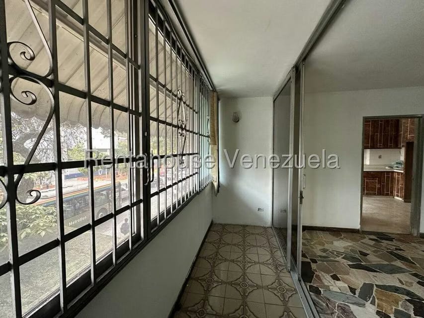 Apartamento (1 Nivel) en Alquiler en La California Norte, Distrito Metropolitano - 4