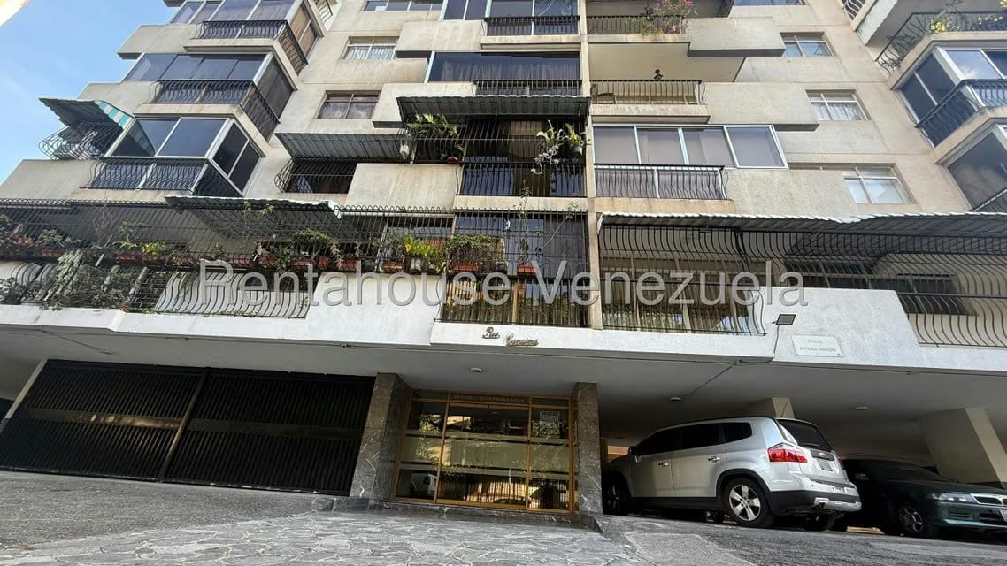 Apartamento (1 Nivel) en Alquiler en Chuao, Distrito Metropolitano - 11