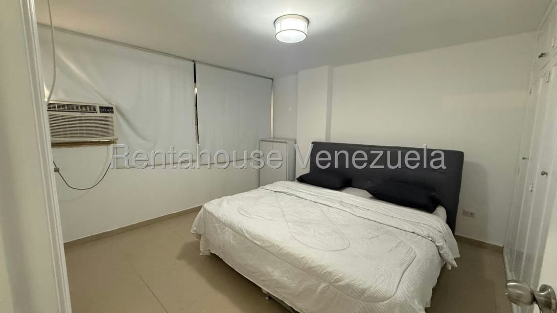 Apartamento (1 Nivel) en Alquiler en Chuao, Distrito Metropolitano - 6