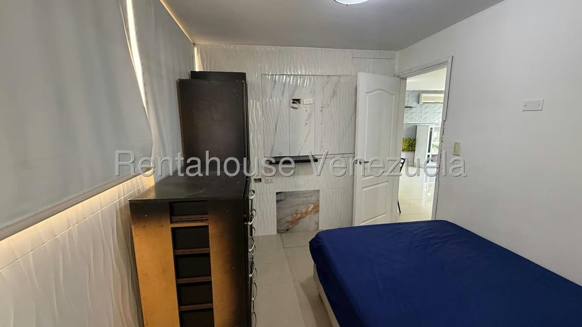 Apartamento (1 Nivel) en Alquiler en Chuao, Distrito Metropolitano - 8