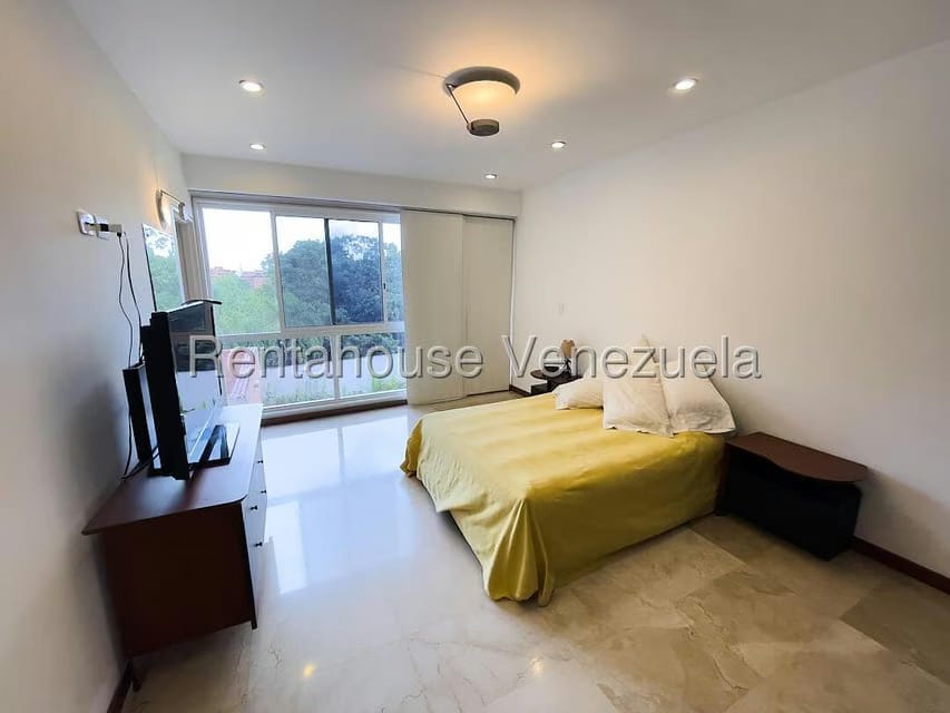 Apartamento (1 Nivel) en Venta en Los Chorros, Distrito Metropolitano - 14