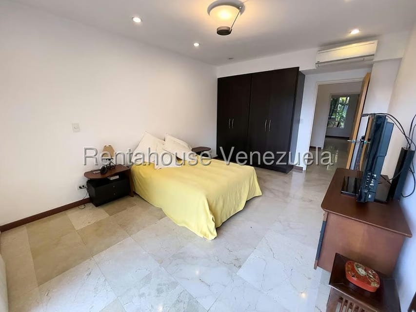 Apartamento (1 Nivel) en Venta en Los Chorros, Distrito Metropolitano - 15