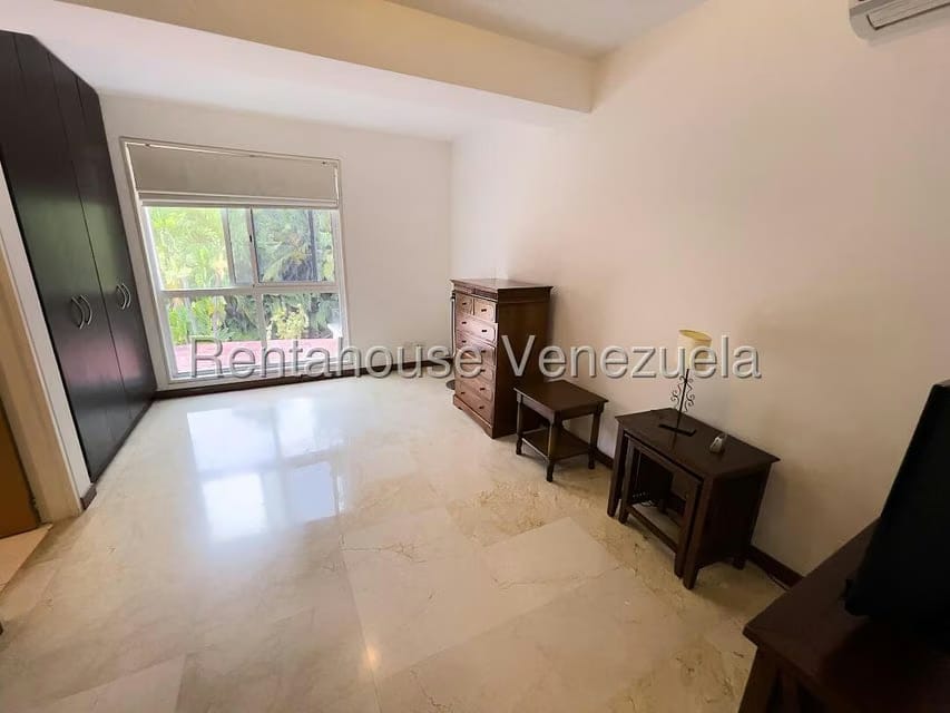 Apartamento (1 Nivel) en Venta en Los Chorros, Distrito Metropolitano - 19