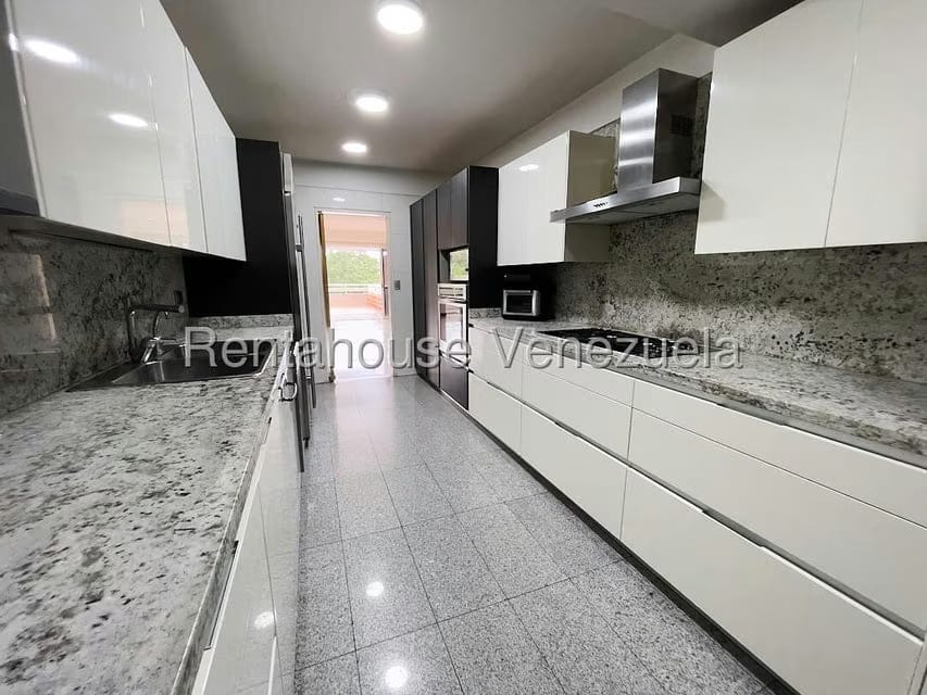 Apartamento (1 Nivel) en Venta en Los Chorros, Distrito Metropolitano - 3