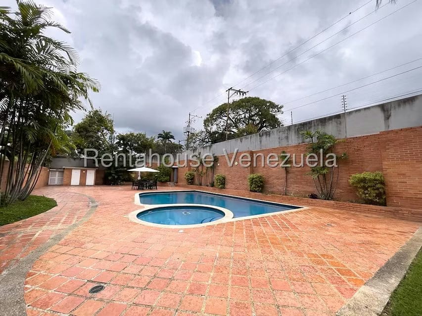 Apartamento (1 Nivel) en Venta en Los Chorros, Distrito Metropolitano - 26