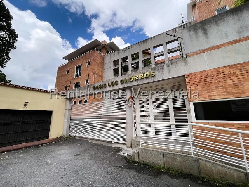 Apartamento (1 Nivel) en Venta en Los Chorros, Distrito Metropolitano - 34