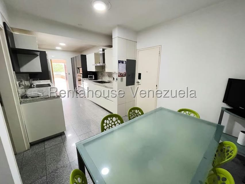 Apartamento (1 Nivel) en Venta en Los Chorros, Distrito Metropolitano - 5