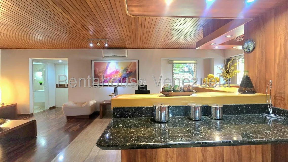 Apartamento (1 Nivel) en Alquiler en Campo Alegre, Distrito Metropolitano - 6