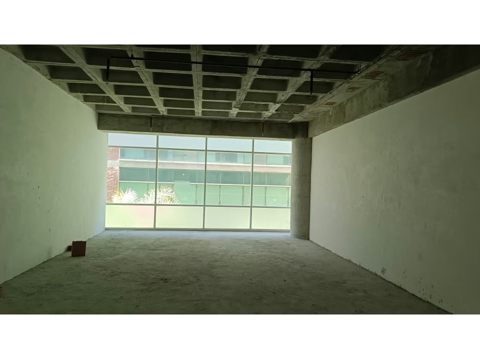 Se vende oficina 73m2 Obra gris. C.C. Ciudad Center 9140 - 5