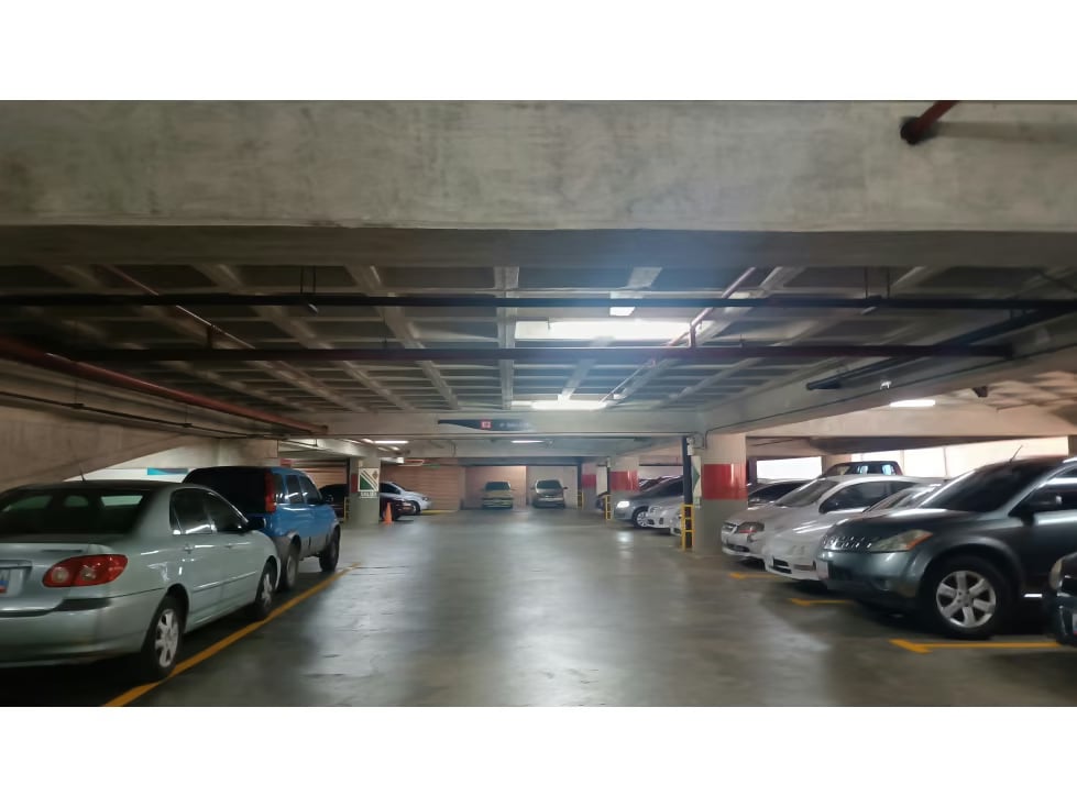 Se vende oficina 73m2 Obra gris. C.C. Ciudad Center 9140 - 7