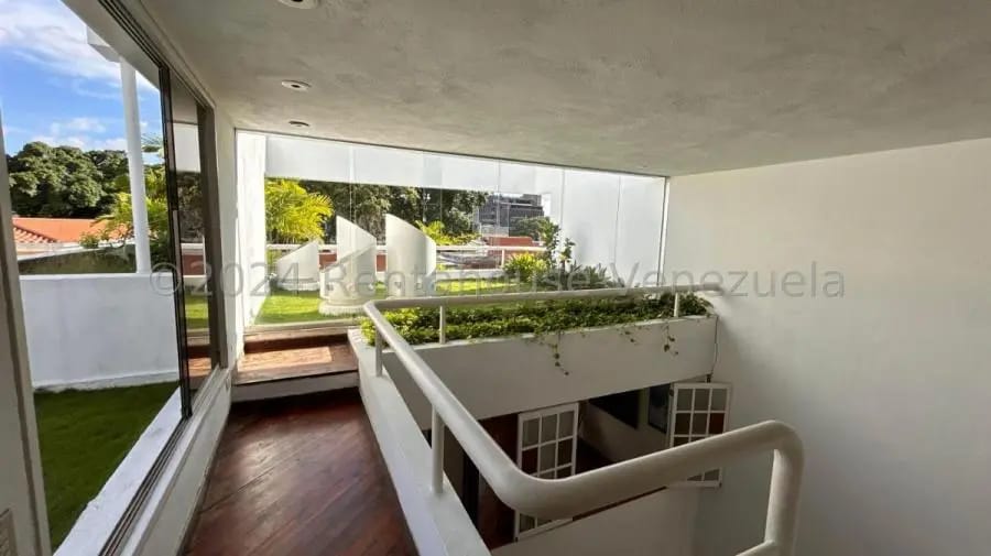 Casa en Venta en El Bosque Caracas - 13
