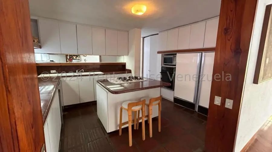 Casa en Venta en El Bosque Caracas - 3