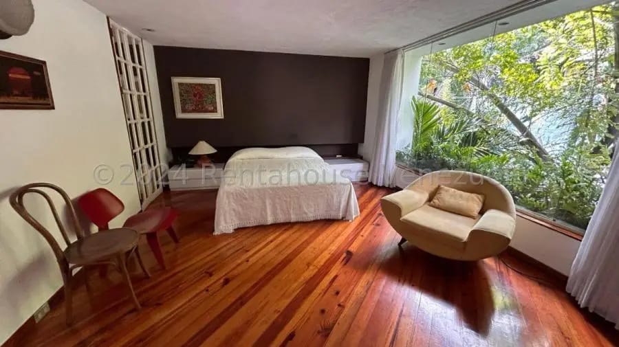 Casa en Venta en El Bosque Caracas - 6