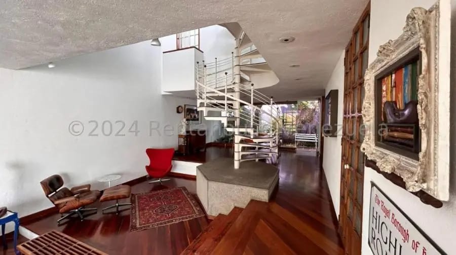Casa en Venta en El Bosque Caracas - 10