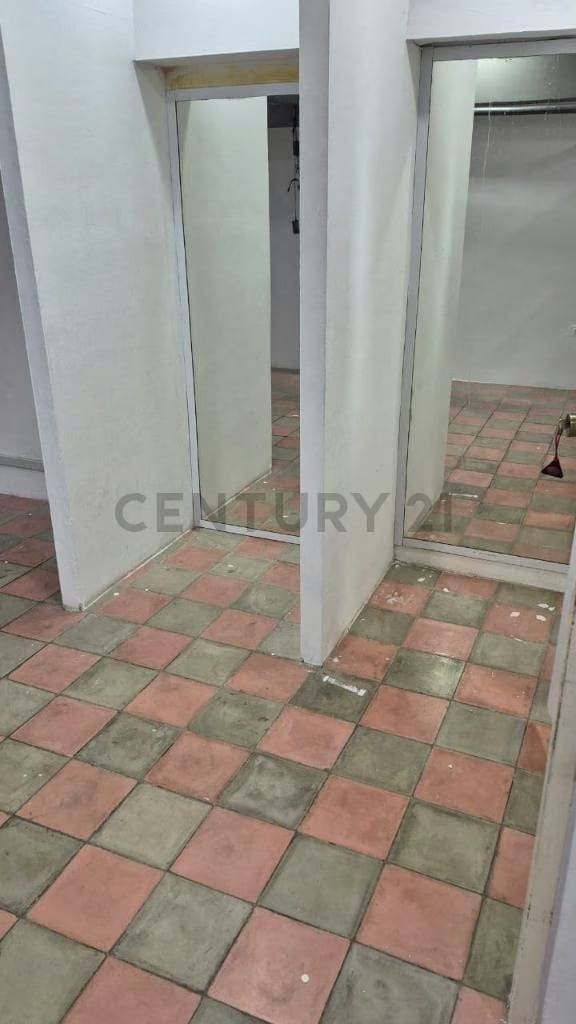 Excelente local comercial con ubicacion estrategica - 3