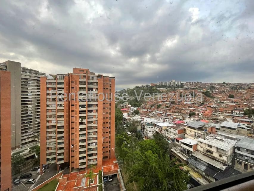 Apartamento (1 Nivel) en Alquiler en Prado Humboldt, Distrito Metropolitano - 12