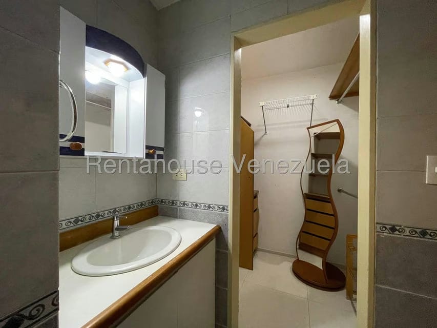 Apartamento (1 Nivel) en Alquiler en Prado Humboldt, Distrito Metropolitano - 31