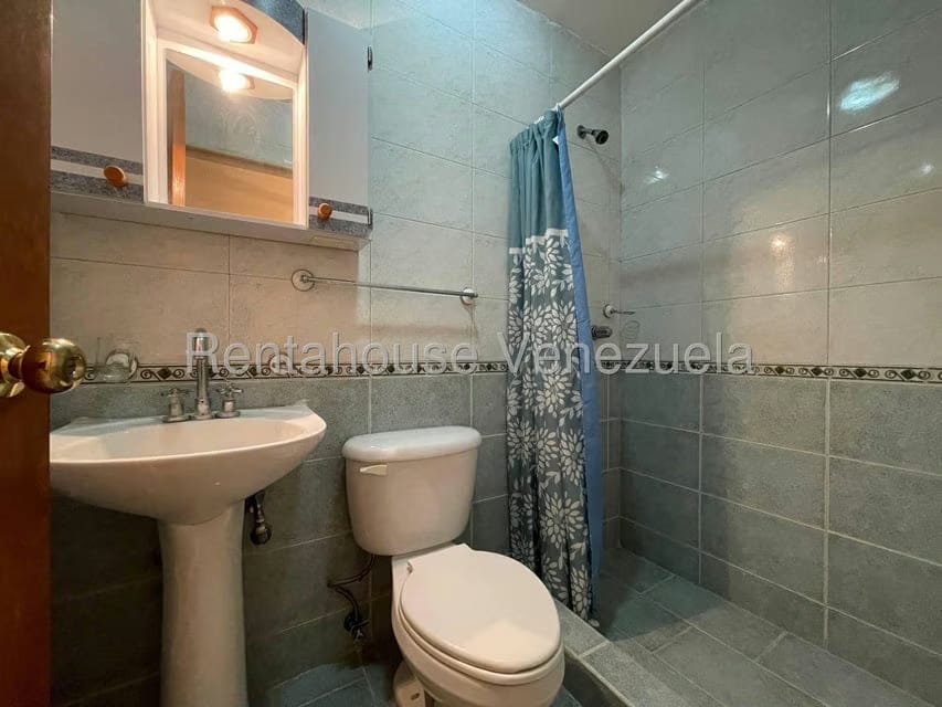 Apartamento (1 Nivel) en Alquiler en Prado Humboldt, Distrito Metropolitano - 32