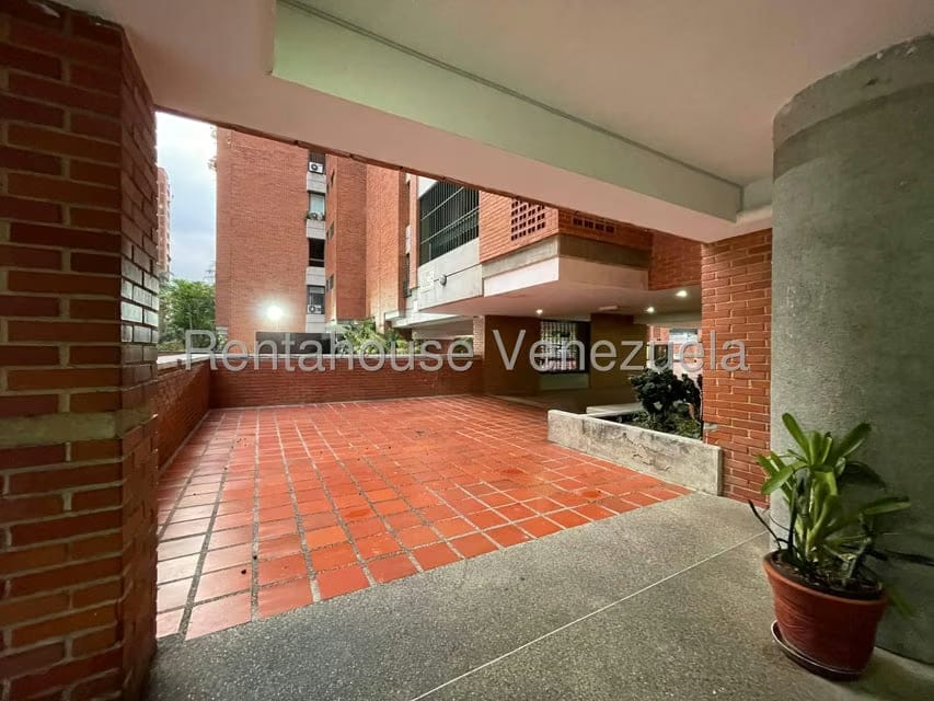 Apartamento (1 Nivel) en Alquiler en Prado Humboldt, Distrito Metropolitano - 38