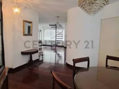 En venta Hermoso Penthouse con vista al Àvila - 4