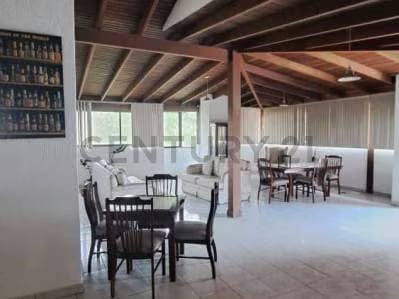 En venta Hermoso Penthouse con vista al Àvila - 8