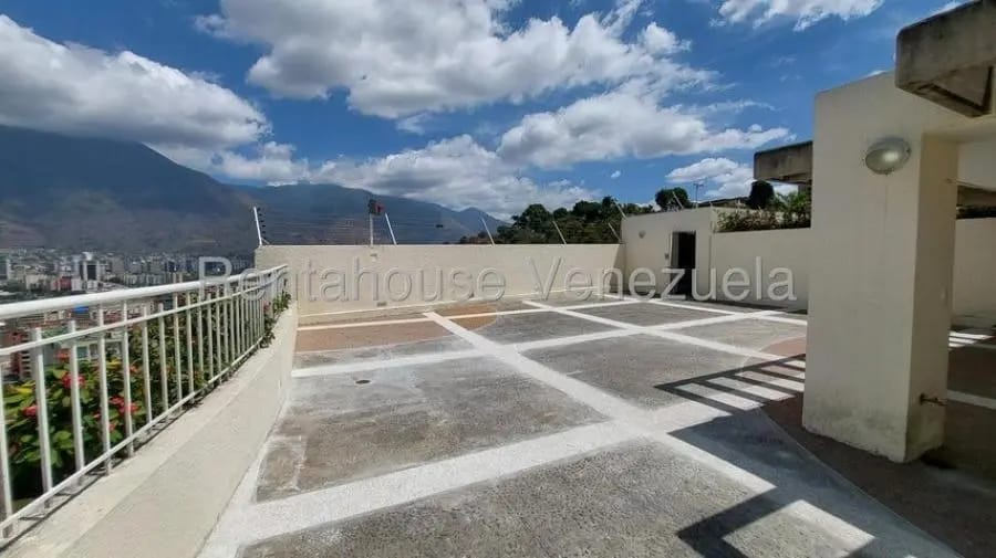 Apartamento en Alquiler en lomas de las mercedes Caracas - 34