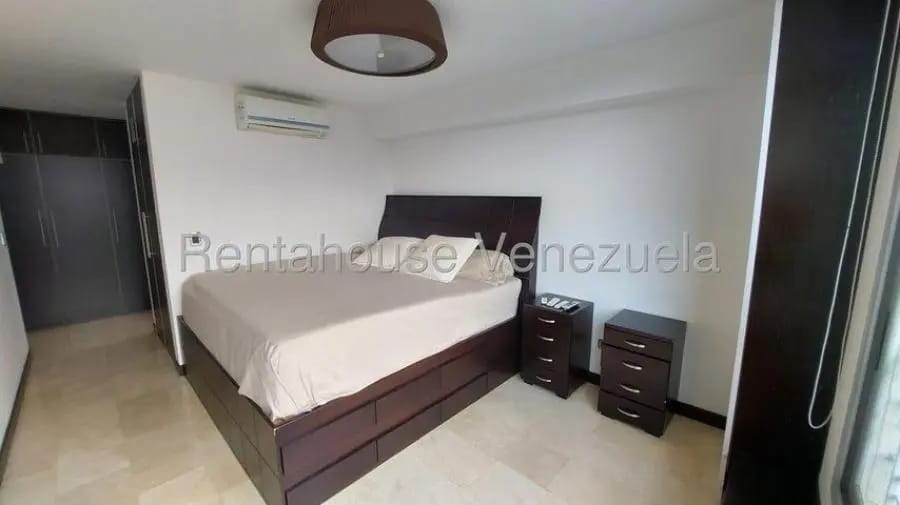 Apartamento en Alquiler en lomas de las mercedes Caracas - 9