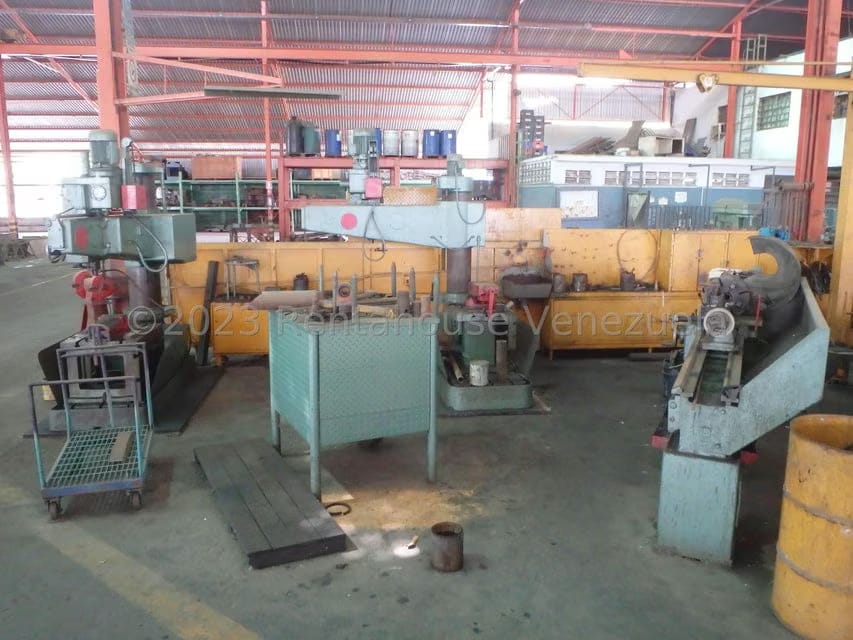 Comercial (Galpon - Deposito) en Venta en Rio Tuy, Miranda - 17