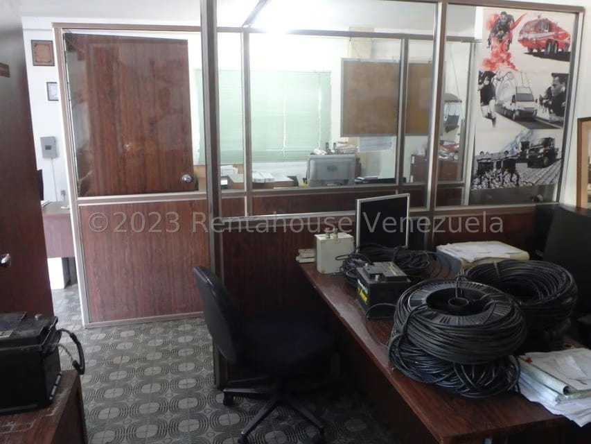 Comercial (Galpon - Deposito) en Venta en Rio Tuy, Miranda - 28
