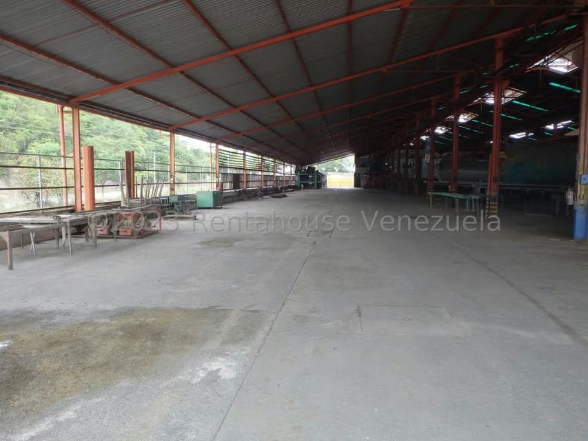 Comercial (Galpon - Deposito) en Venta en Rio Tuy, Miranda - 9