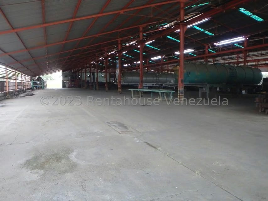 Comercial (Galpon - Deposito) en Venta en Rio Tuy, Miranda - 10