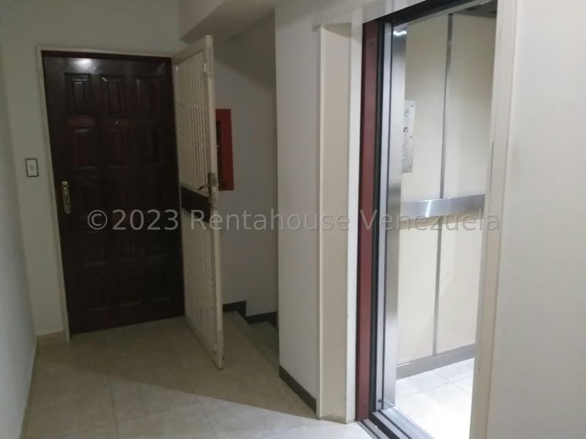 Apartamento (1 Nivel) en Venta en Las Salias, Miranda - 8