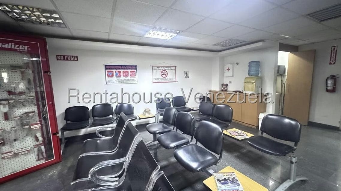 Comercial (Local Comercial) en Venta en La Urbina, Distrito Metropolitano - 11