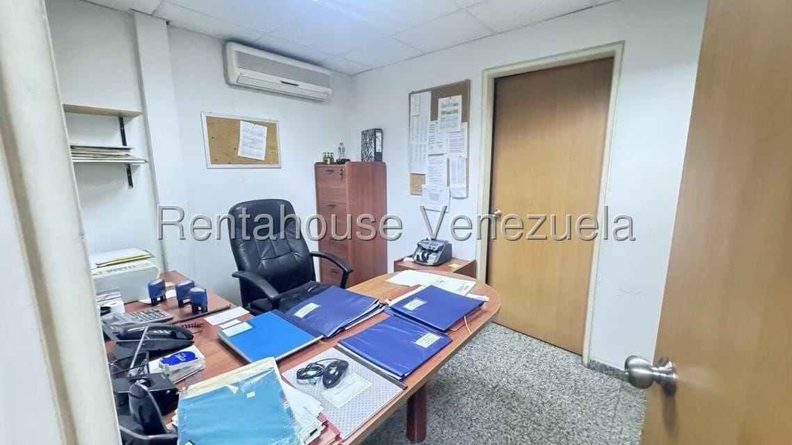 Comercial (Local Comercial) en Venta en La Urbina, Distrito Metropolitano - 18