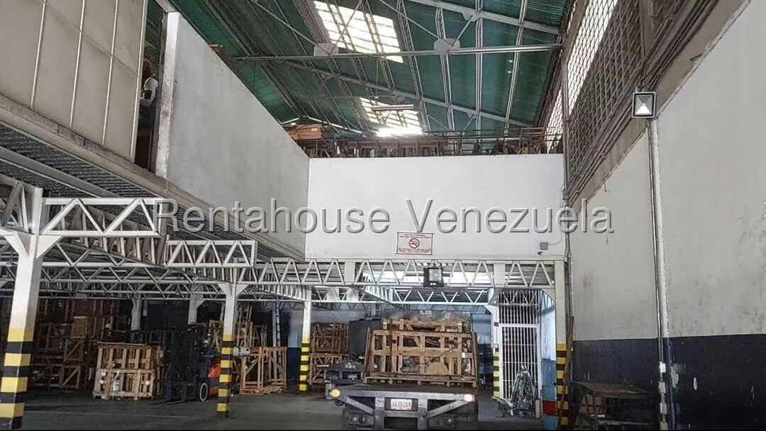 Comercial (Local Comercial) en Venta en La Urbina, Distrito Metropolitano - 6