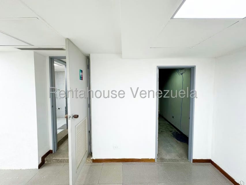 Comercial (Local Comercial) en Venta en Chacao, Distrito Metropolitano - 12