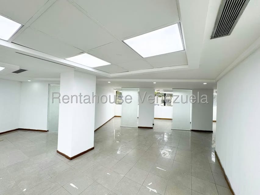 Comercial (Local Comercial) en Venta en Chacao, Distrito Metropolitano - 16