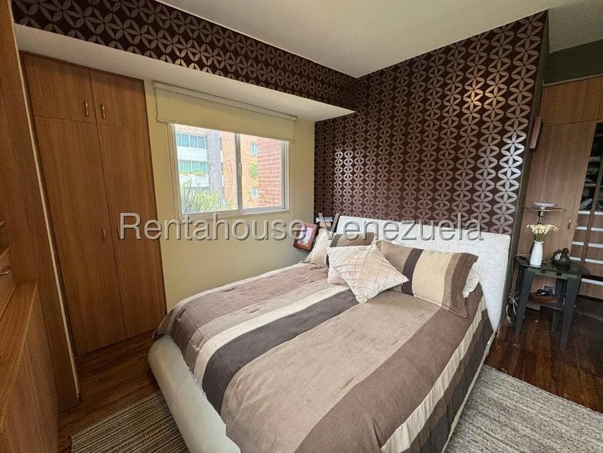 Apartamento (1 Nivel) en Alquiler en Campo Alegre, Distrito Metropolitano - 13