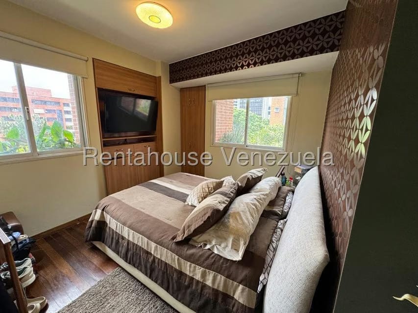 Apartamento (1 Nivel) en Alquiler en Campo Alegre, Distrito Metropolitano - 14