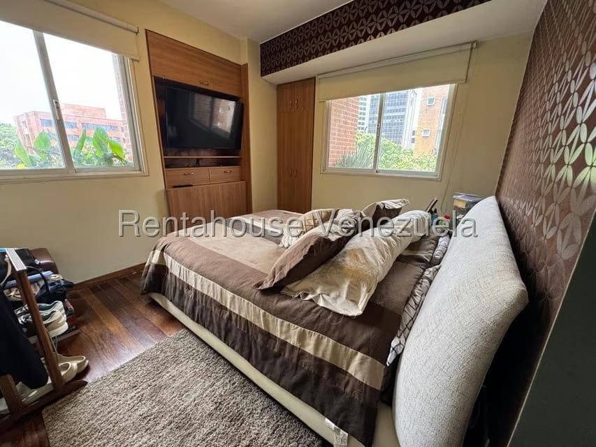 Apartamento (1 Nivel) en Alquiler en Campo Alegre, Distrito Metropolitano - 15