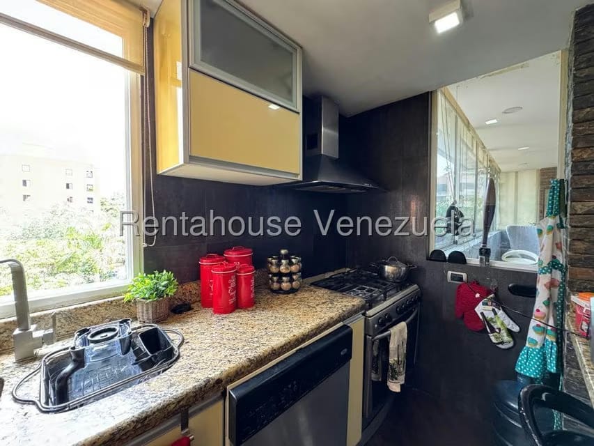 Apartamento (1 Nivel) en Alquiler en Campo Alegre, Distrito Metropolitano - 22