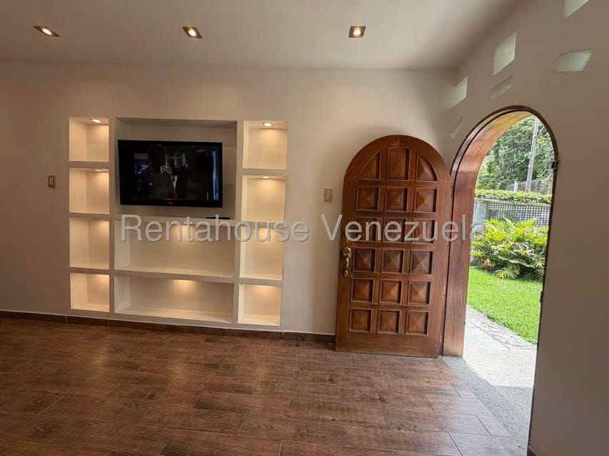 Anexo (1 Nivel) en Alquiler en Macaracuay, Distrito Metropolitano - 4