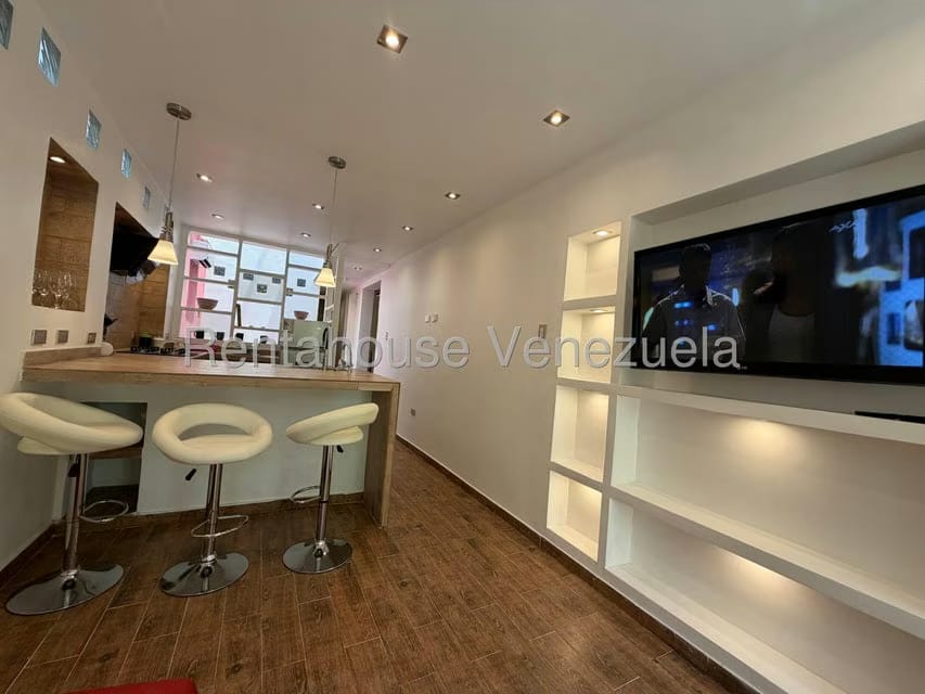 Anexo (1 Nivel) en Alquiler en Macaracuay, Distrito Metropolitano - 6