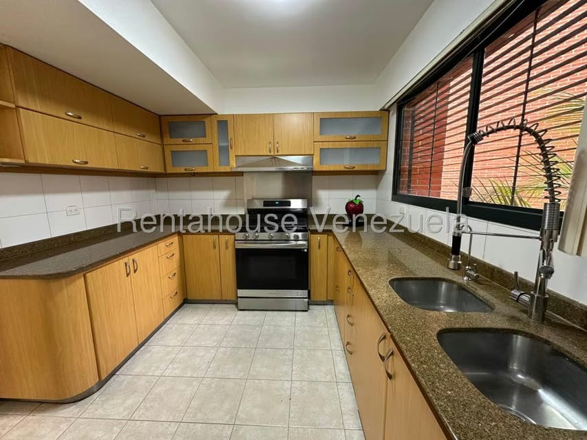 Apartamento (1 Nivel) en Alquiler en Las Mercedes, Distrito Metropolitano - 12