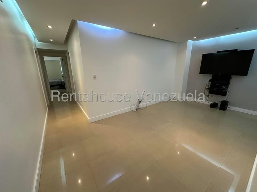 Apartamento (1 Nivel) en Alquiler en Las Mercedes, Distrito Metropolitano - 15